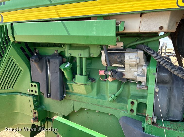 image for item DY2485 1998 John Deere 8400 MFWD tractor