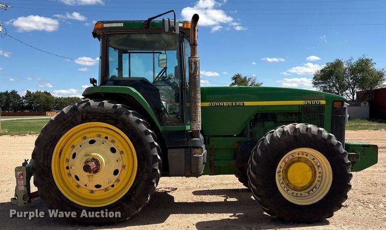 image for item DY2486 1999 John Deere 8400 MFWD tractor