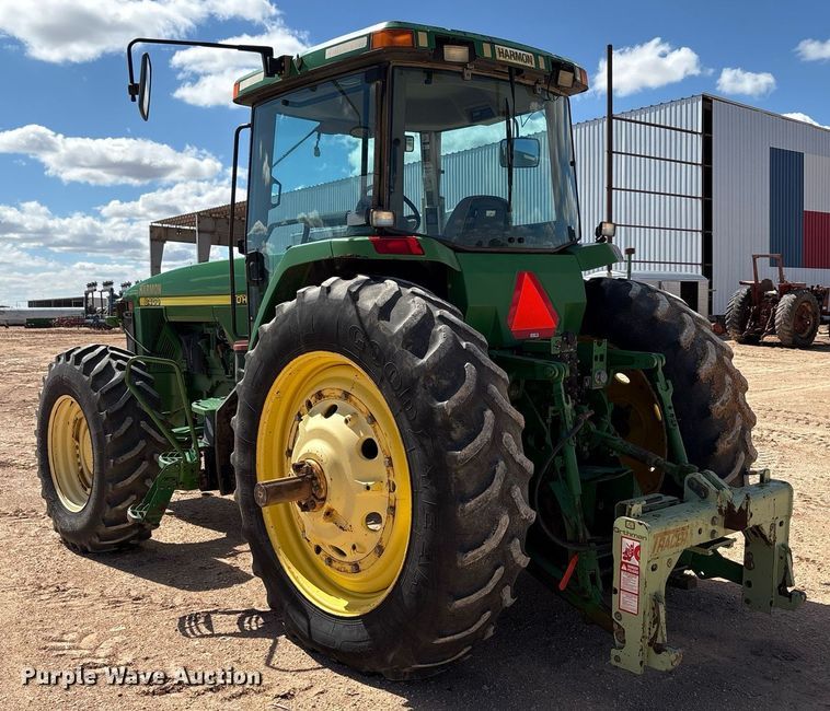 image for item DY2486 1999 John Deere 8400 MFWD tractor