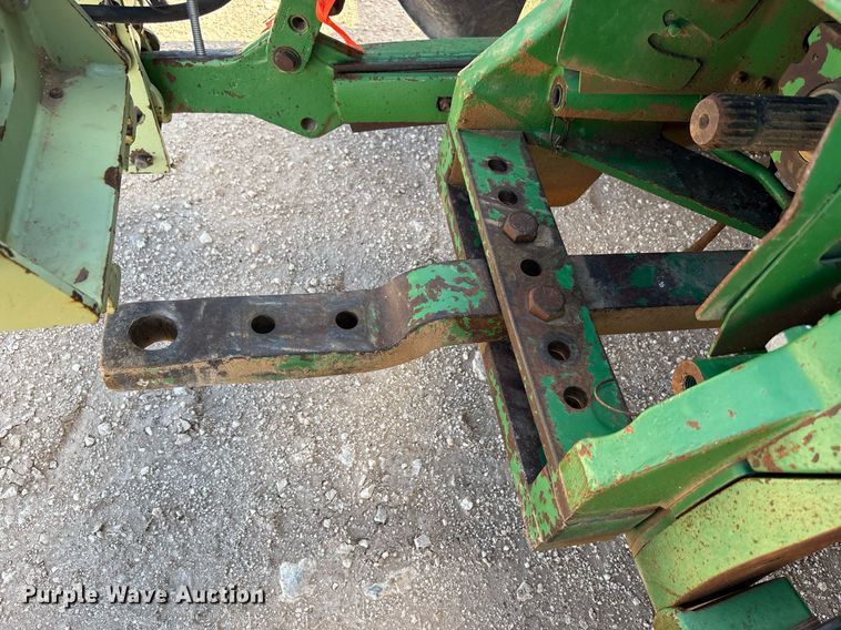 image for item DY2486 1999 John Deere 8400 MFWD tractor