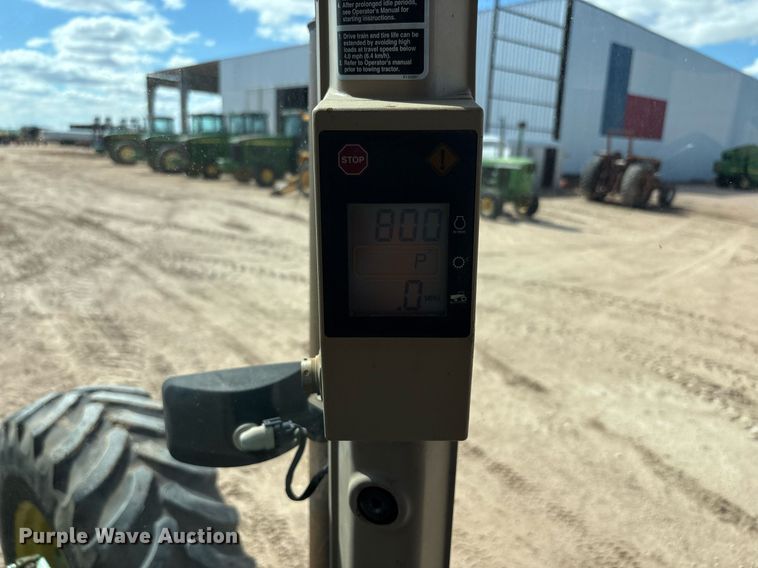 image for item DY2486 1999 John Deere 8400 MFWD tractor