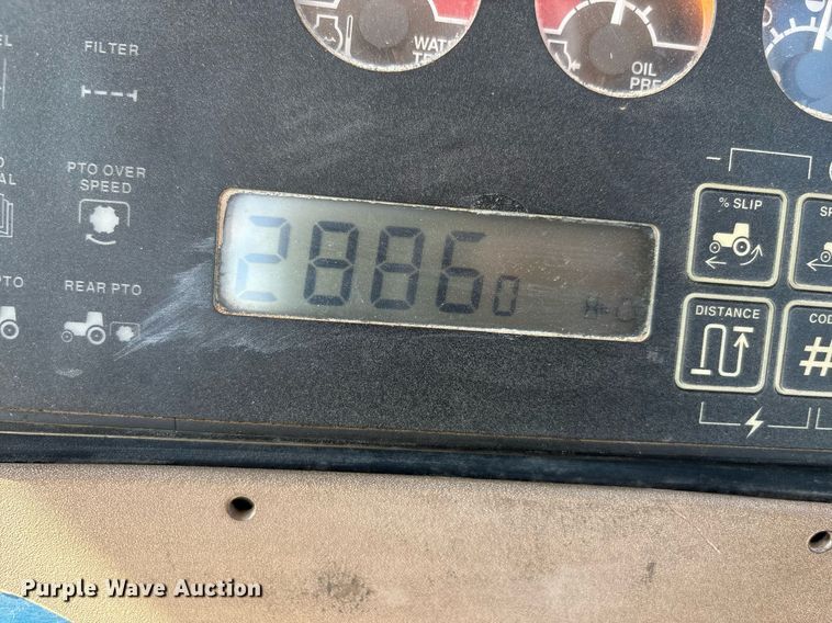 image for item DY2486 1999 John Deere 8400 MFWD tractor