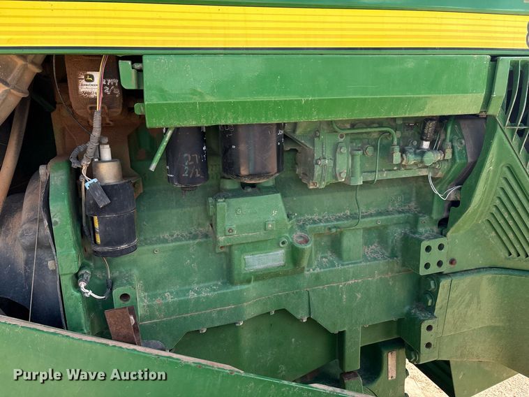image for item DY2486 1999 John Deere 8400 MFWD tractor