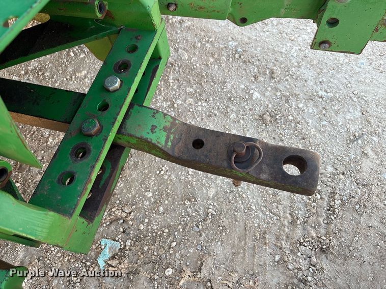 image for item DY2487 2001 John Deere 8410 MFWD tractor