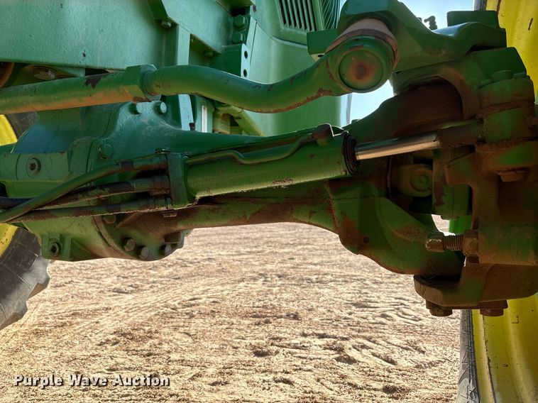 image for item DY2487 2001 John Deere 8410 MFWD tractor