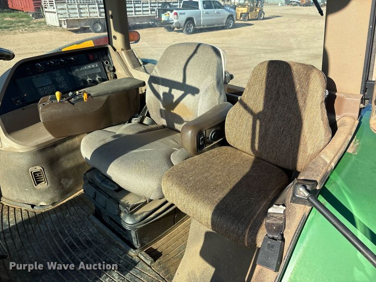 image for item DY2487 2001 John Deere 8410 MFWD tractor