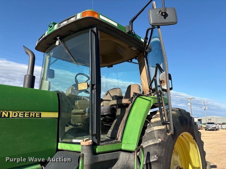 image for item DY2488 1996 John Deere 8100 tractor