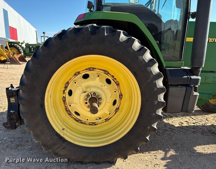 image for item DY2488 1996 John Deere 8100 tractor