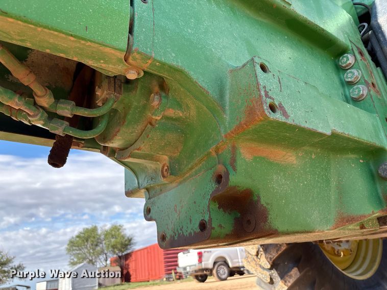 image for item DY2489 1996 John Deere 8100 tractor