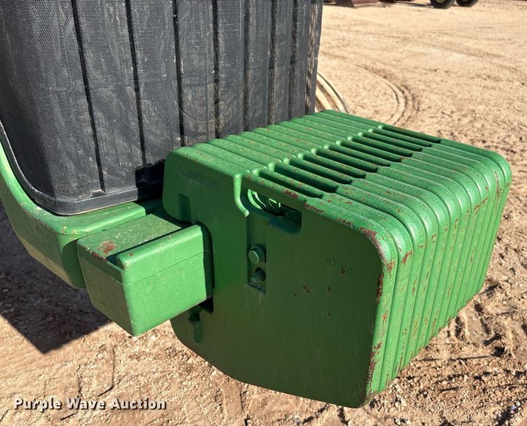 image for item DY2489 1996 John Deere 8100 tractor