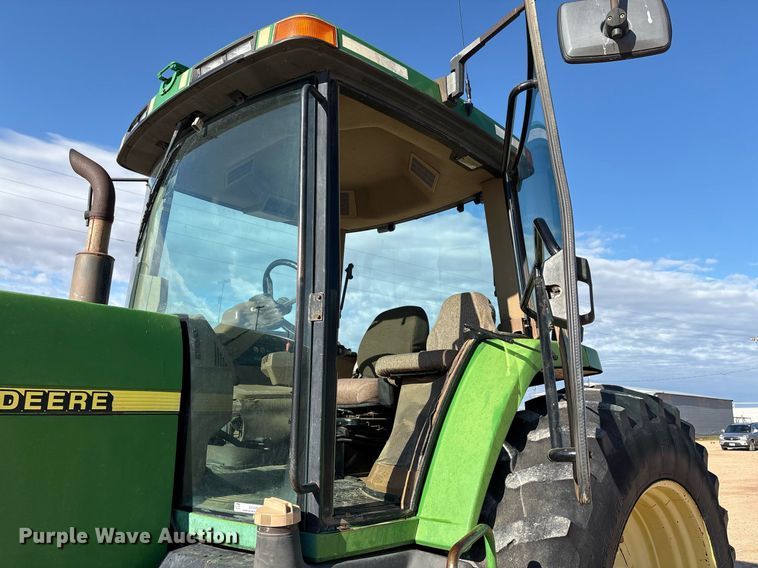 image for item DY2489 1996 John Deere 8100 tractor