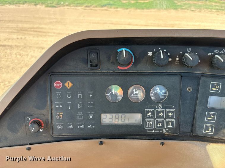 image for item DY2489 1996 John Deere 8100 tractor