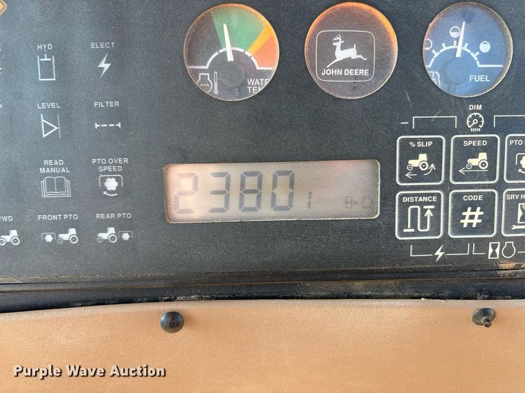 image for item DY2489 1996 John Deere 8100 tractor