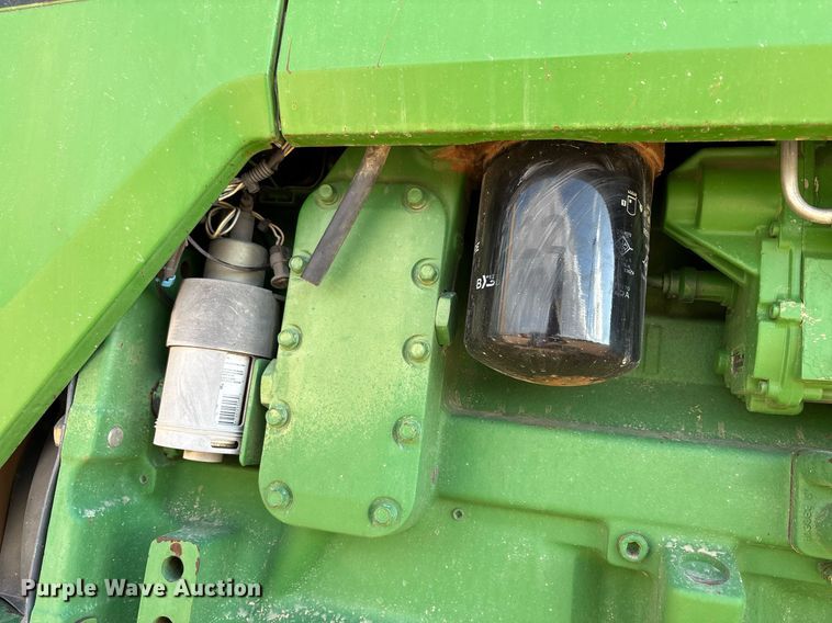 image for item DY2489 1996 John Deere 8100 tractor