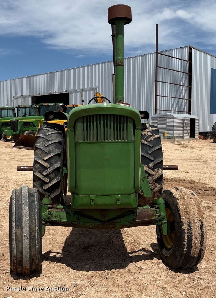 image for item DY2502 1970 John Deere 5020 tractor