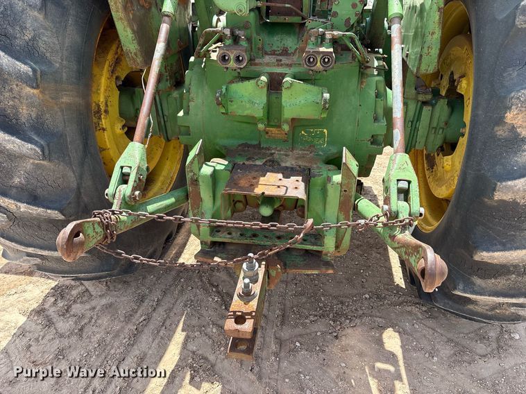 image for item DY2502 1970 John Deere 5020 tractor