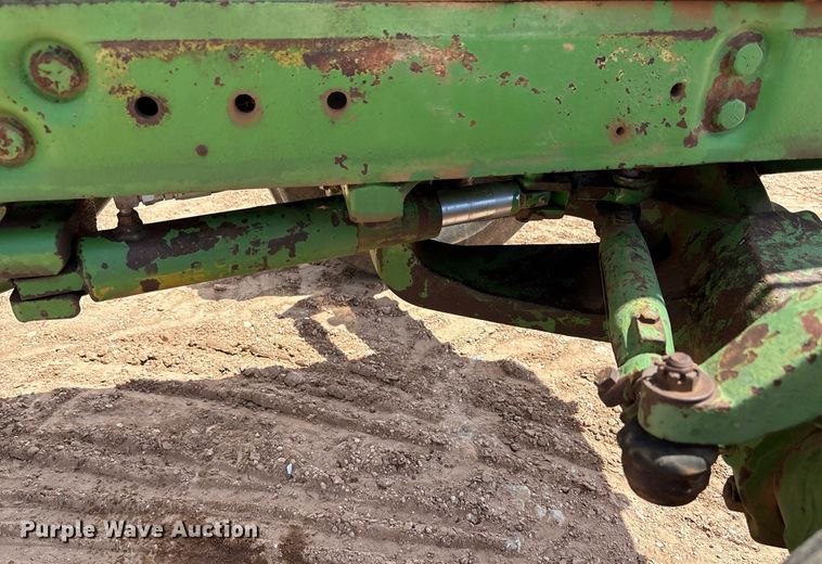 image for item DY2502 1970 John Deere 5020 tractor