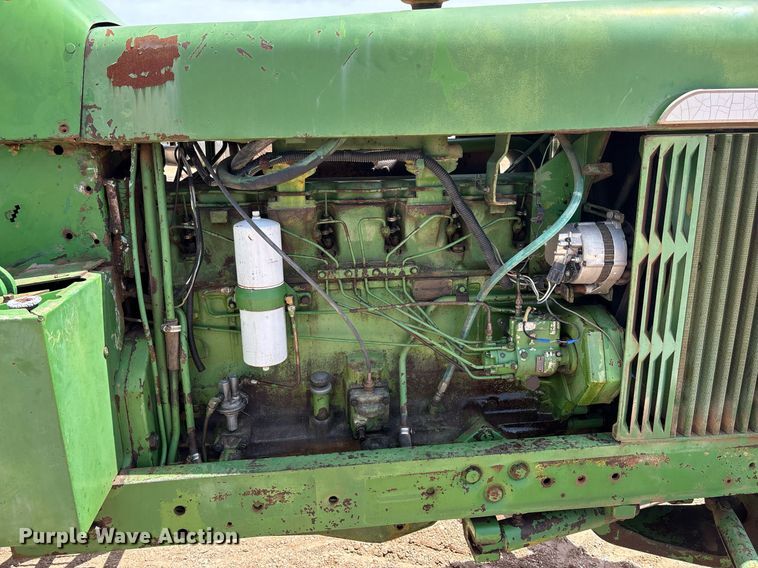image for item DY2502 1970 John Deere 5020 tractor