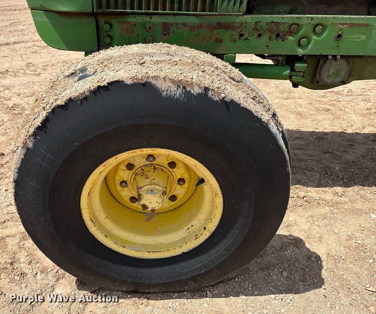 image for item DY2502 1970 John Deere 5020 tractor