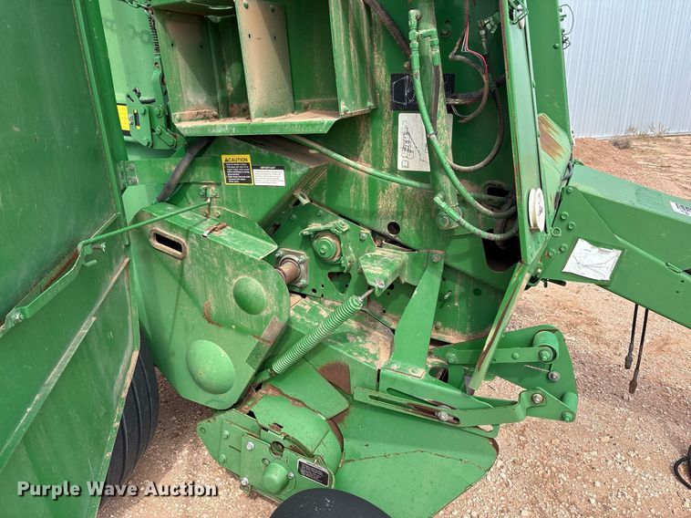 image for item DY2503 2007 John Deere 468 MegaWide Plus round baler