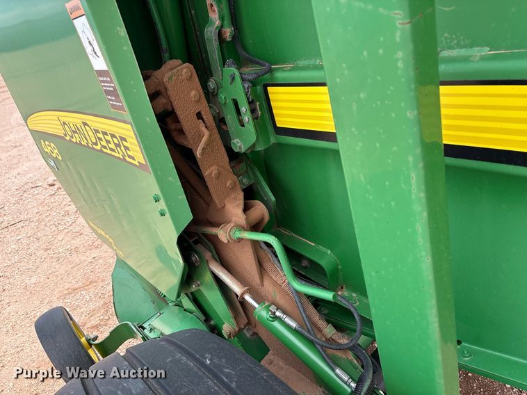 image for item DY2503 2007 John Deere 468 MegaWide Plus round baler