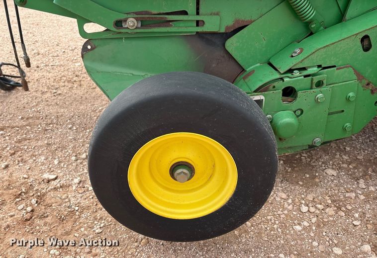 image for item DY2503 2007 John Deere 468 MegaWide Plus round baler