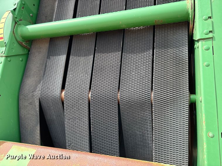 image for item DY2504 2009 John Deere 468 MegaWide Plus round baler