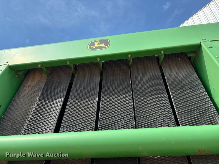 image for item DY2504 2009 John Deere 468 MegaWide Plus round baler