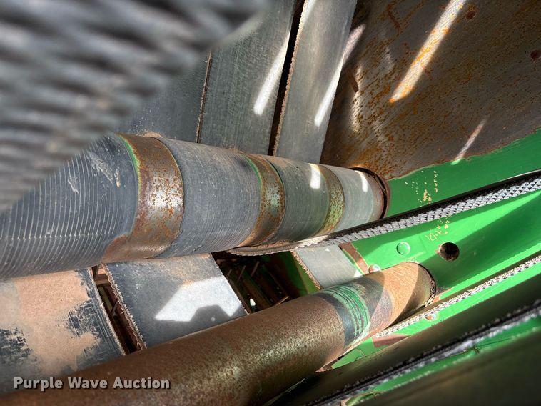 image for item DY2504 2009 John Deere 468 MegaWide Plus round baler