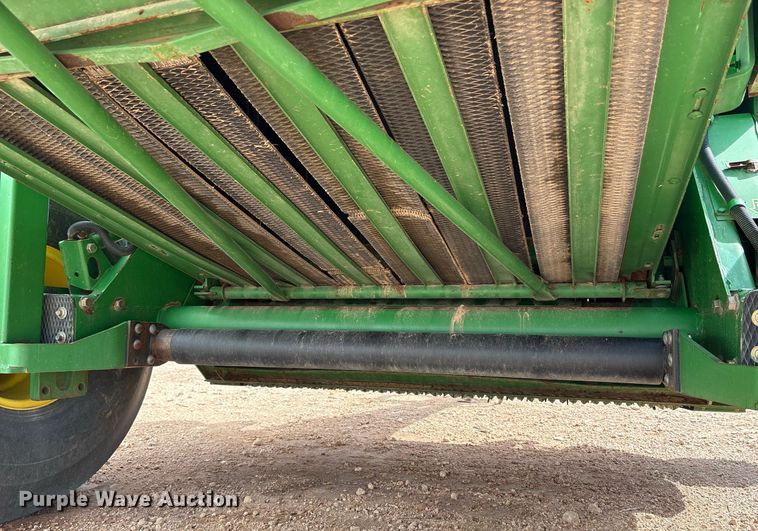 image for item DY2504 2009 John Deere 468 MegaWide Plus round baler