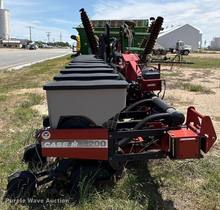 image for item DY2505 Case 1200 planter