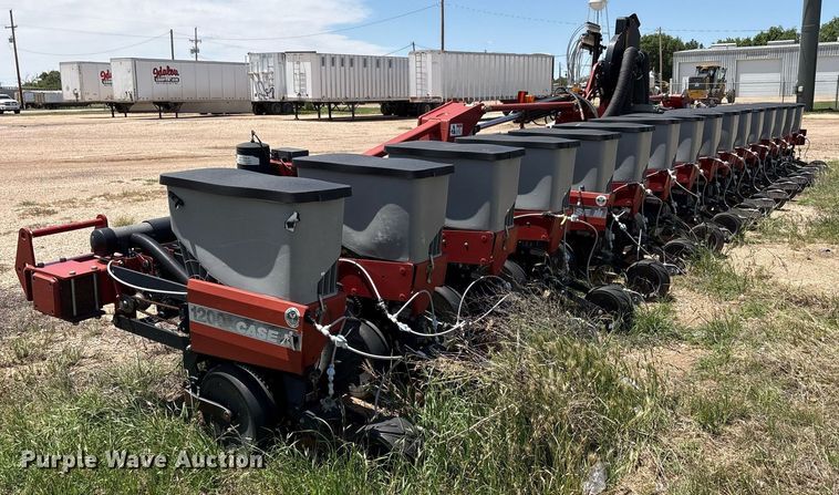 image for item DY2505 Case 1200 planter