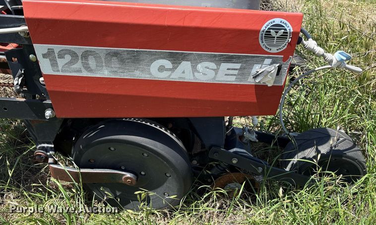 image for item DY2505 Case 1200 planter