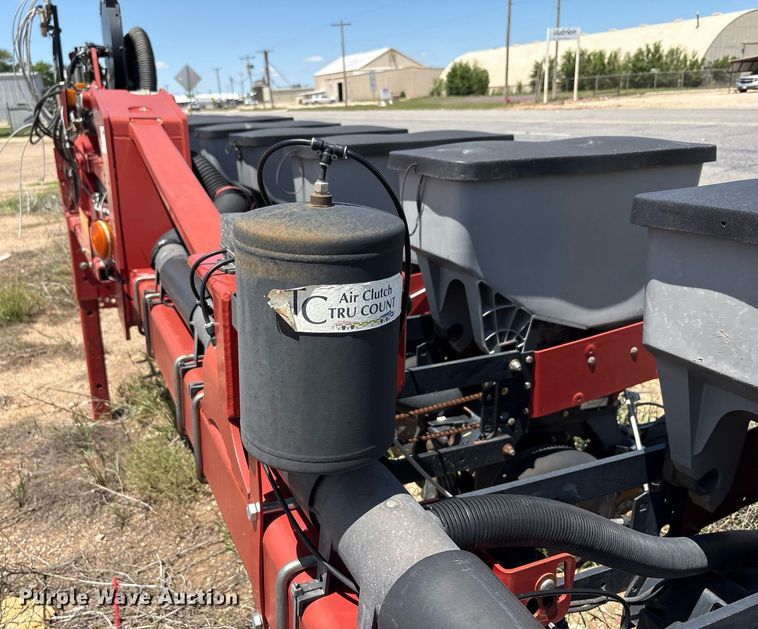 image for item DY2505 Case 1200 planter