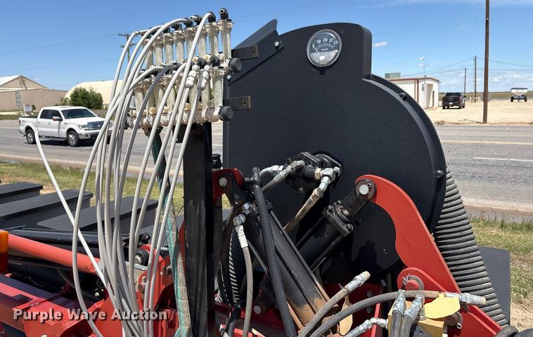 image for item DY2505 Case 1200 planter