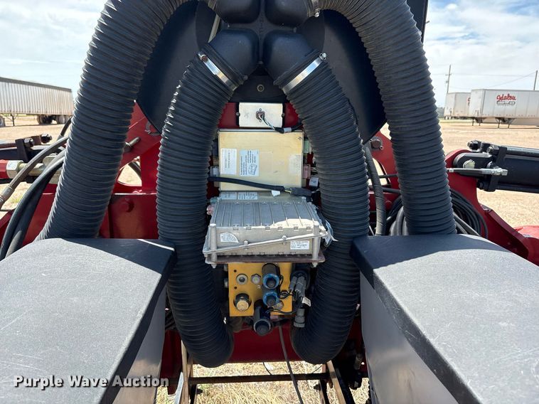 image for item DY2505 Case 1200 planter