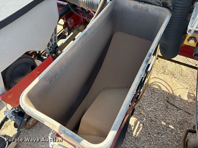 image for item DY2505 Case 1200 planter