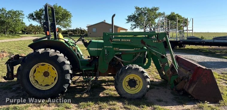 image for item DY2507 2000 John Deere 5410 MFWD tractor