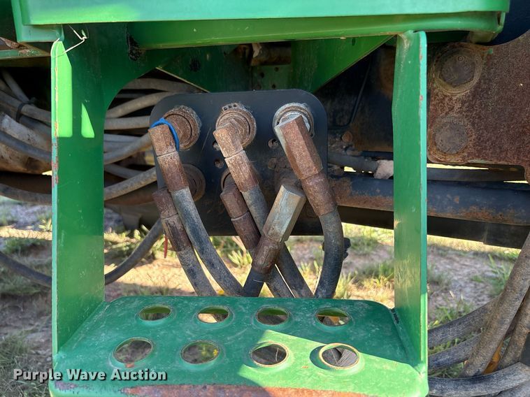 image for item DY2507 2000 John Deere 5410 MFWD tractor