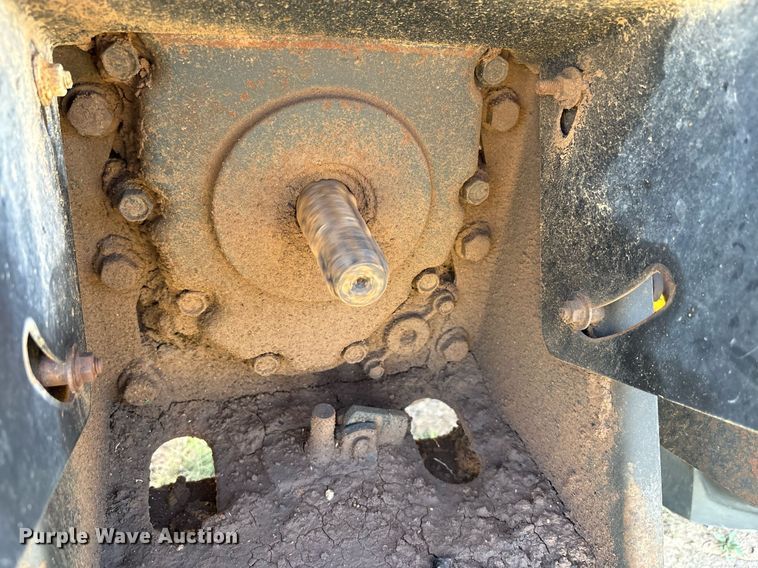 image for item DY2507 2000 John Deere 5410 MFWD tractor