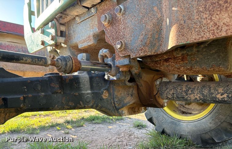 image for item DY2507 2000 John Deere 5410 MFWD tractor