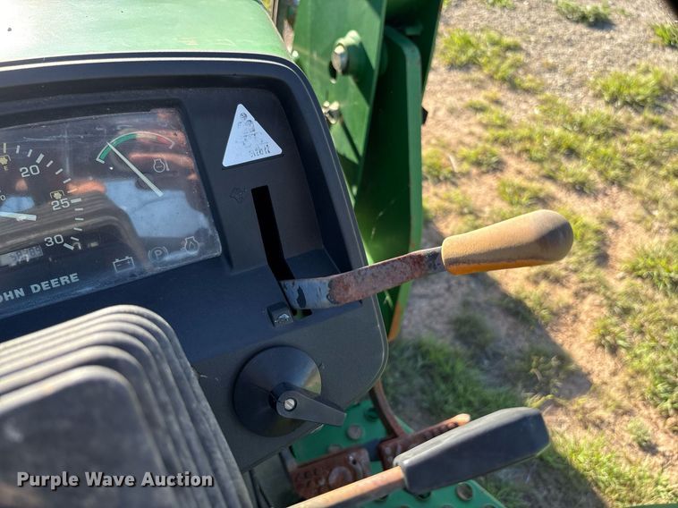 image for item DY2507 2000 John Deere 5410 MFWD tractor