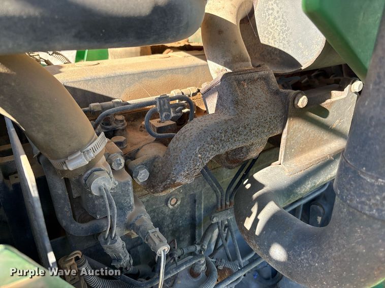 image for item DY2507 2000 John Deere 5410 MFWD tractor