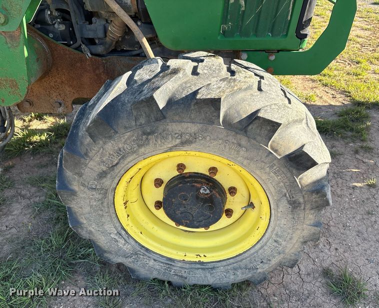 image for item DY2507 2000 John Deere 5410 MFWD tractor