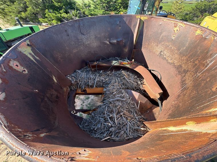 image for item DY2509 Roto Grind 760 tub grinder