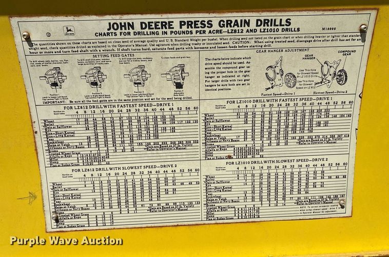 image for item DY2513 John Deere LZ812 grain drill