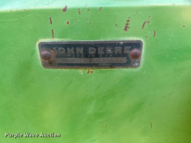 image for item DY2513 John Deere LZ812 grain drill