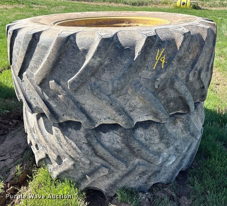 image for item DY2514 (8) tires and wheels 