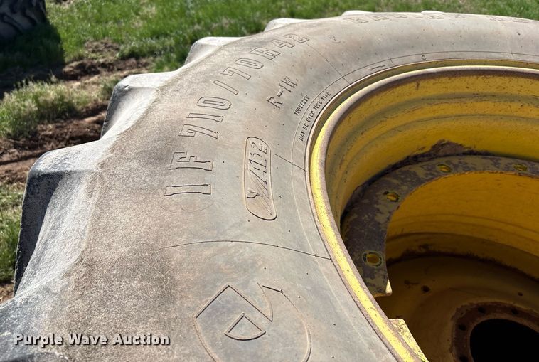 image for item DY2514 (8) tires and wheels 