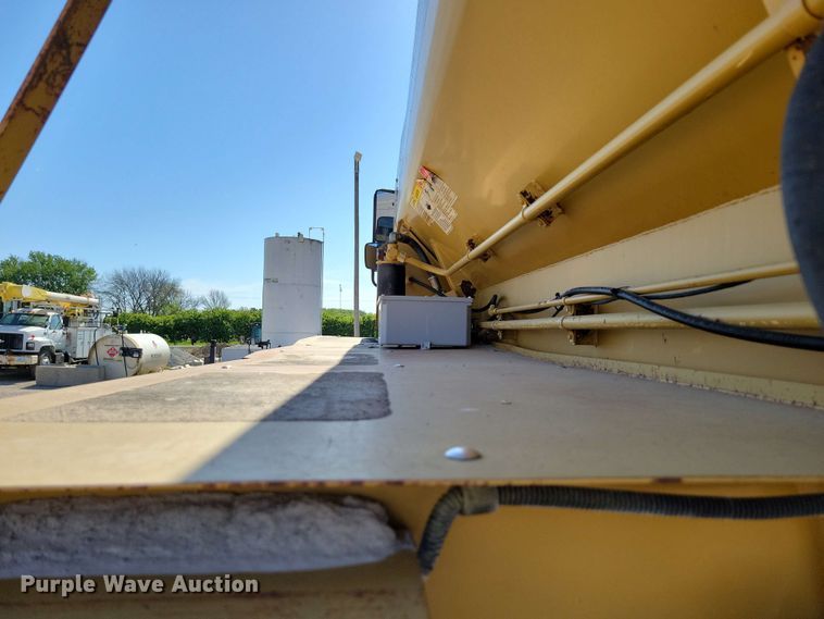 image for item EA2444 TerraGator 1903 spreader